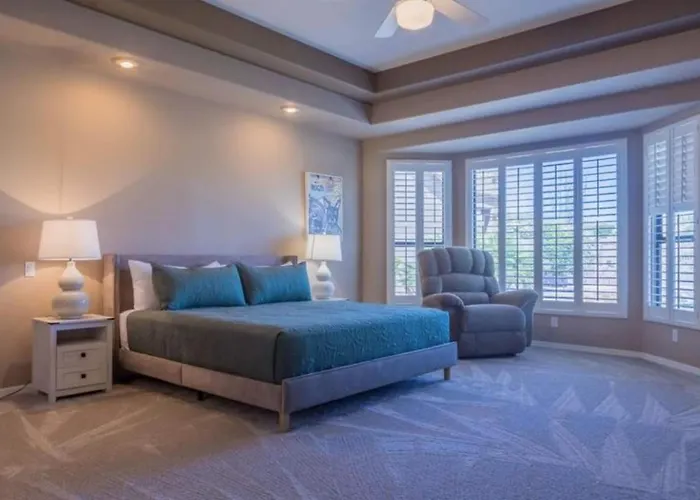 Spacious With Stunning Views Mesa