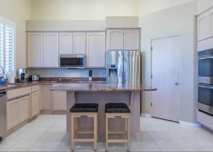 Hébergement de vacances Spacious With Stunning Views