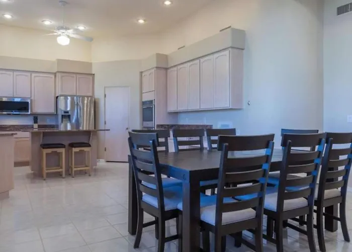 Spacious With Stunning Views Hébergement de vacances Mesa