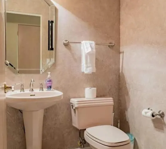 Spacious With Stunning Views
