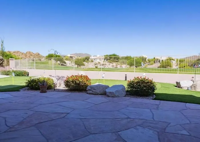 Hébergement de vacances Spacious With Stunning Views