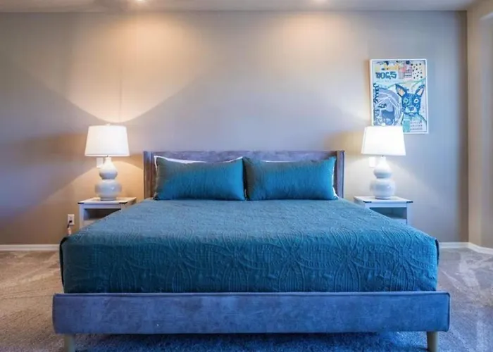 Spacious With Stunning Views *